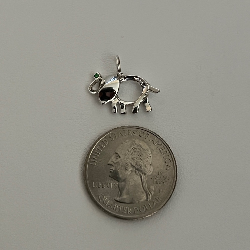 Tiffany & Co. charm - Picture 4 of 6